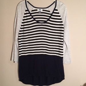 Old Navy stripe light sweater